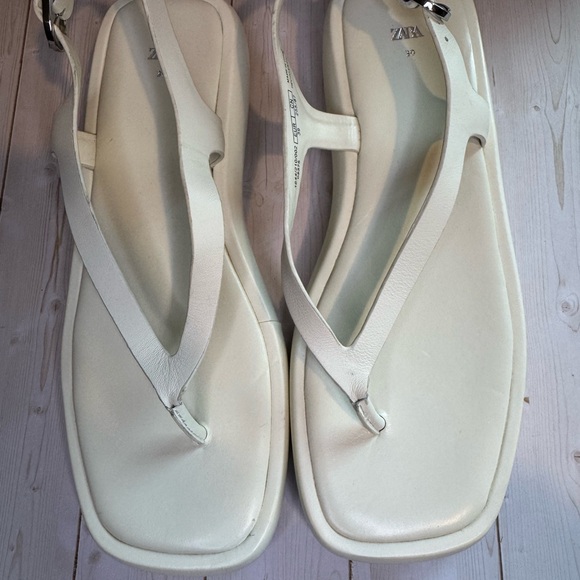 ZARA - FLATFORM LEATHER SANDALS - Picture 4 of 9